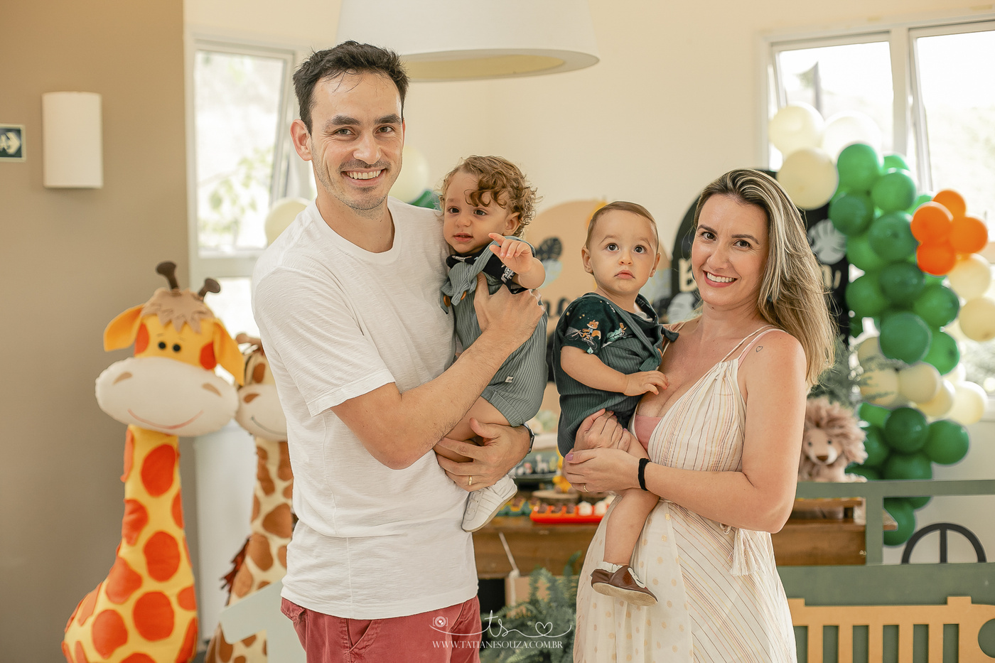 Benjamin e Thomas 1 aninho